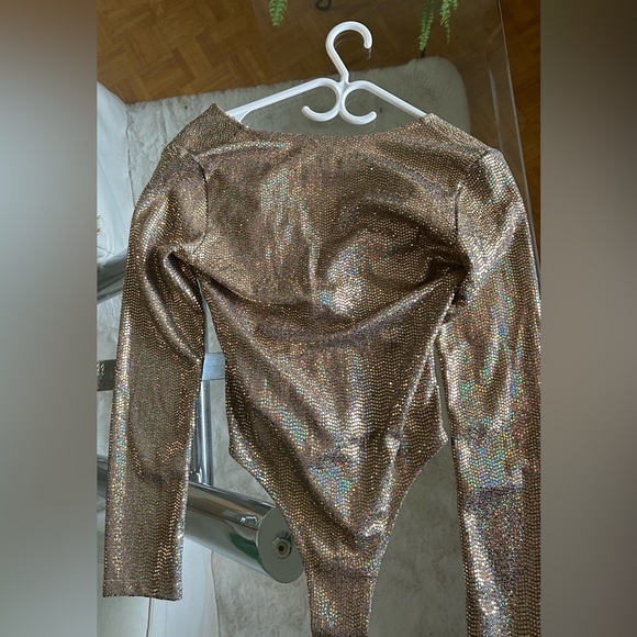 Wow Couture, sexy, eye catching , Sparkly Gold women’s bodysuit - Picture 3 of 3